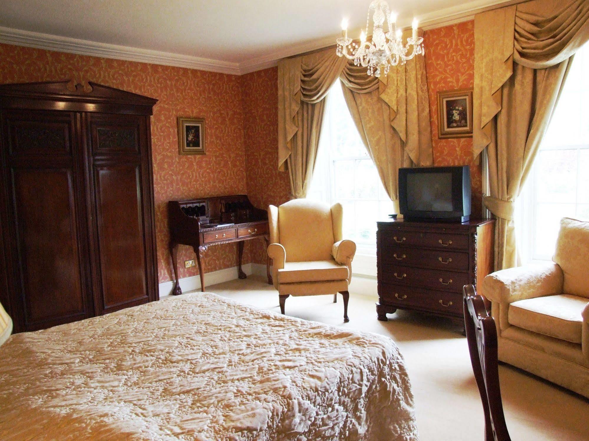 Barberstown Castle Hotel Straffan Kültér fotó