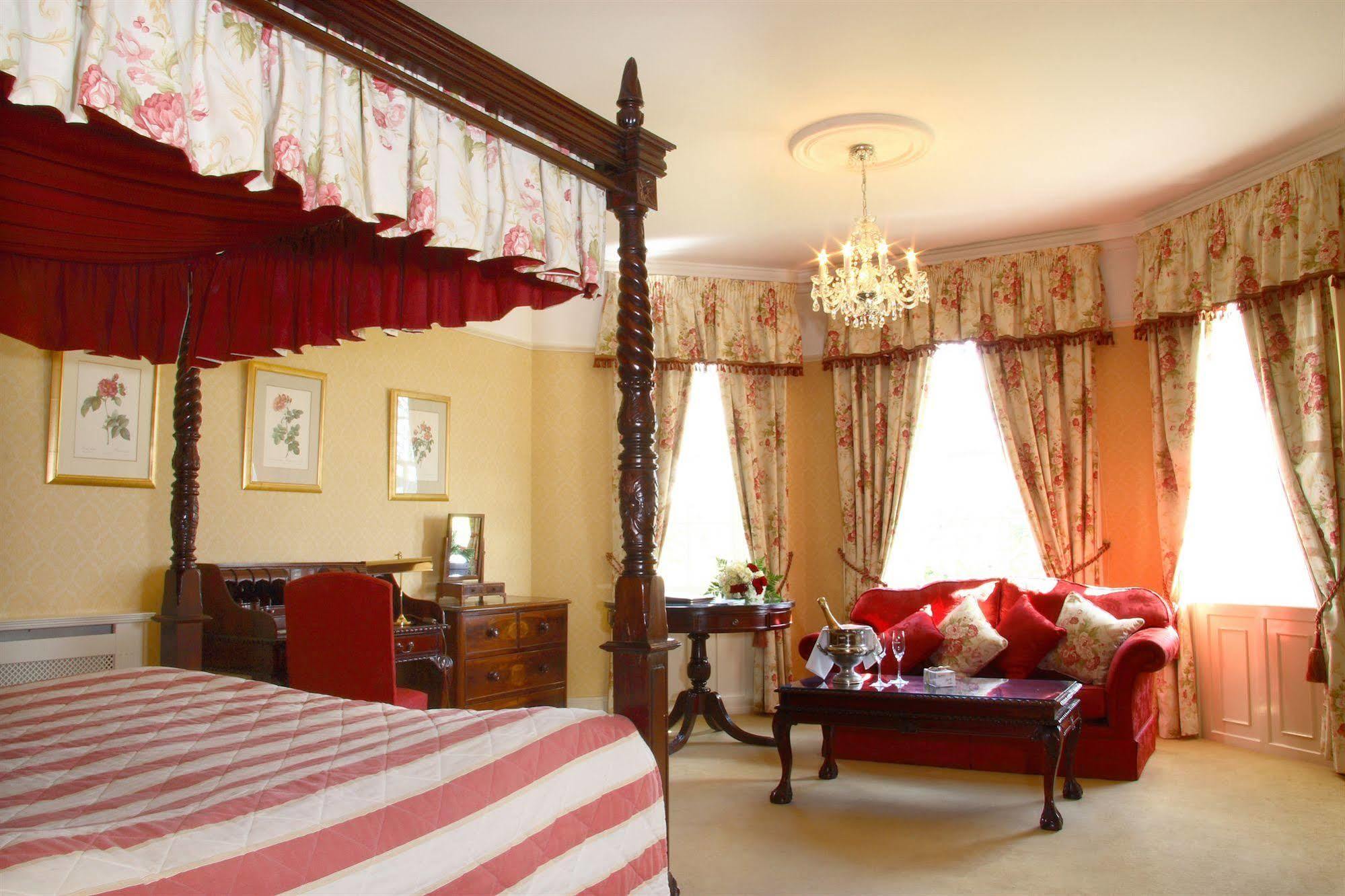 Barberstown Castle Hotel Straffan Kültér fotó